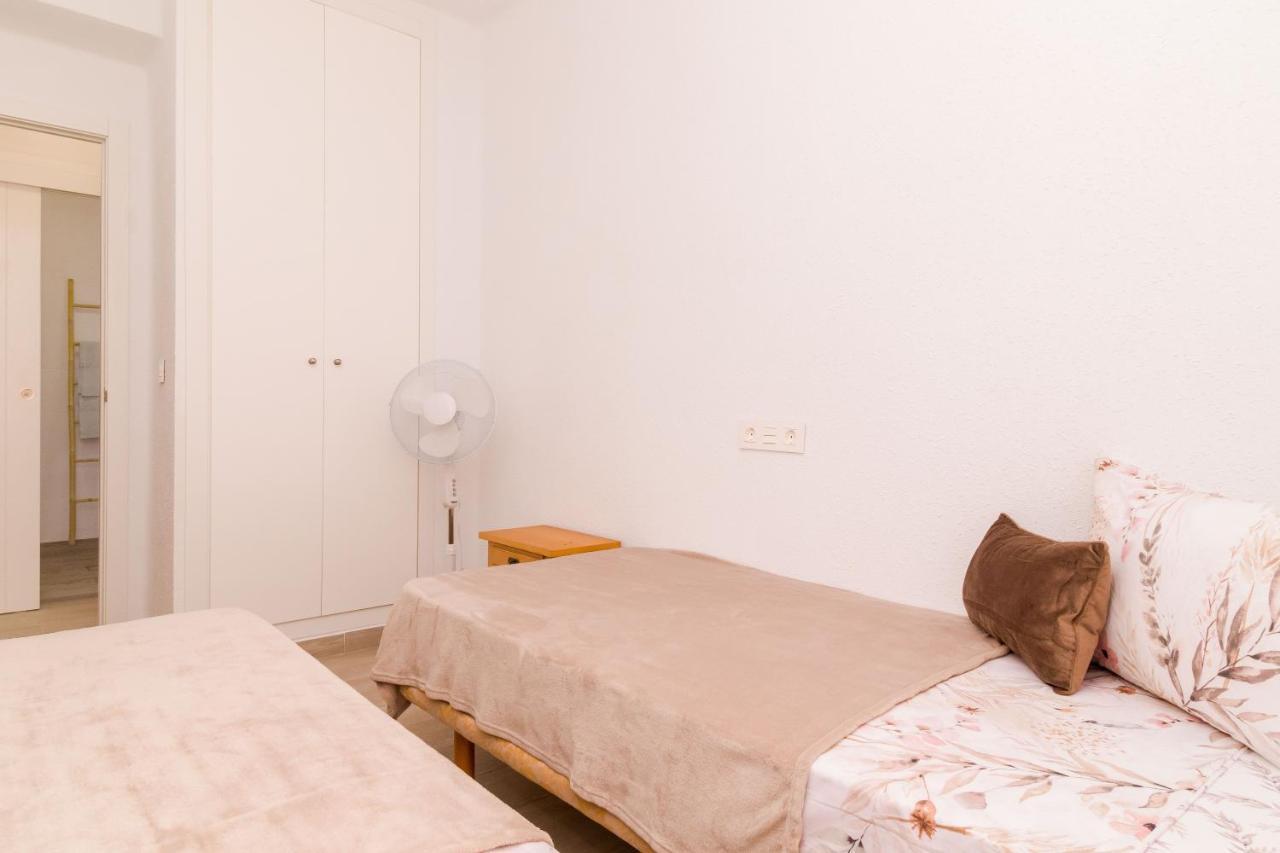 Bergantin Del Mar Apartment ตอร์เรเวียคา ภายนอก รูปภาพ