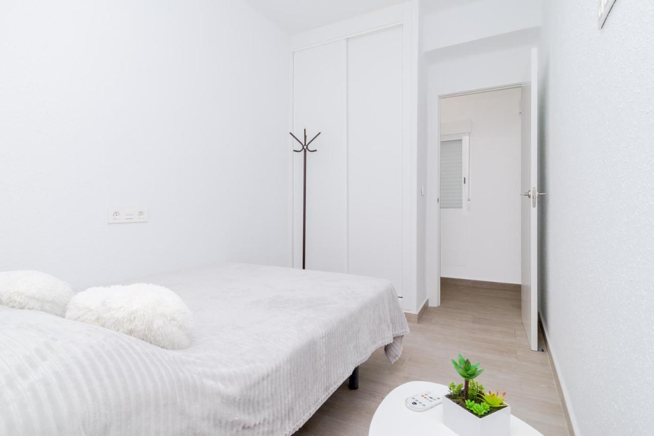 Bergantin Del Mar Apartment ตอร์เรเวียคา ภายนอก รูปภาพ